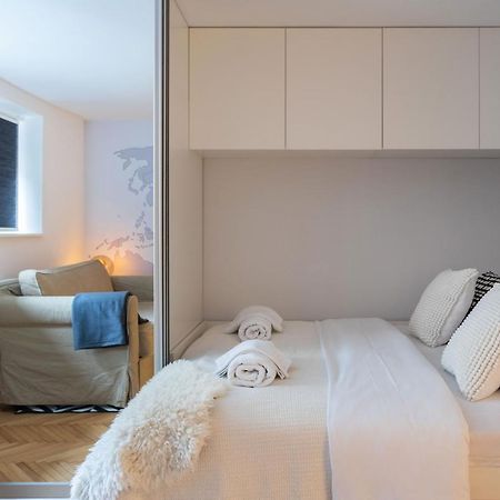 شقة Modern Studio Near British Square زغرب المظهر الخارجي الصورة